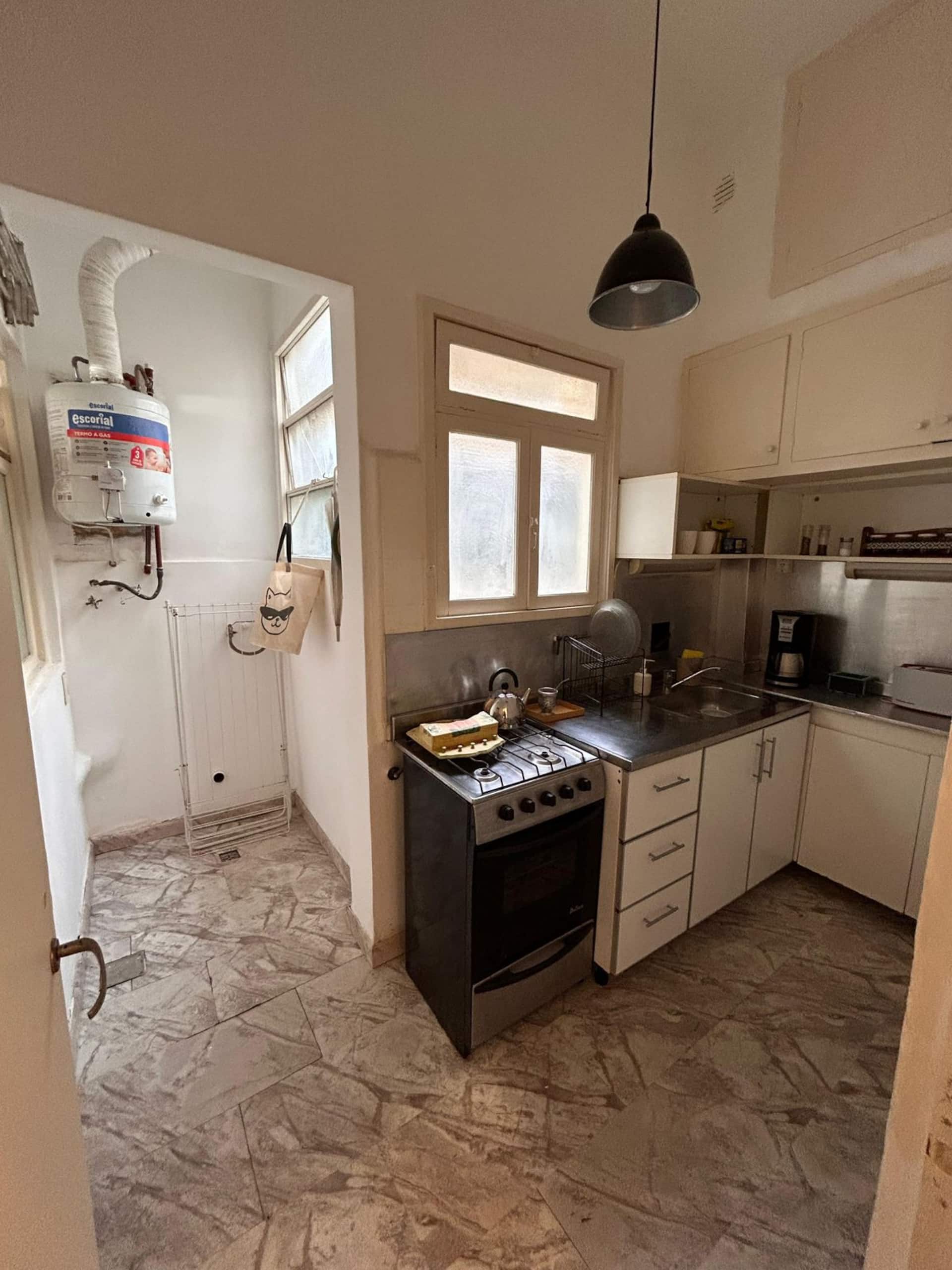 Large studio apartment in Balvanera