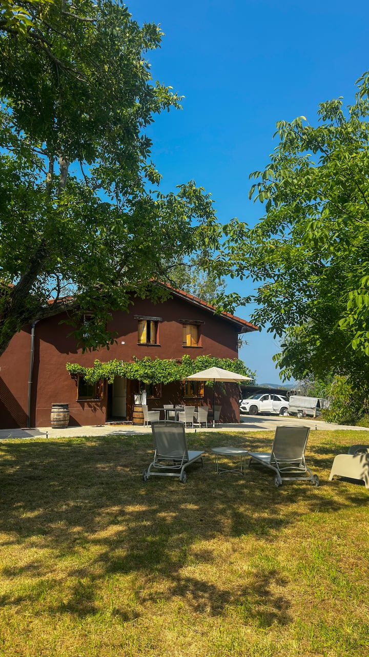 Villa De Campo Con Piscina Y Ambiente Familiar - San Sebastián