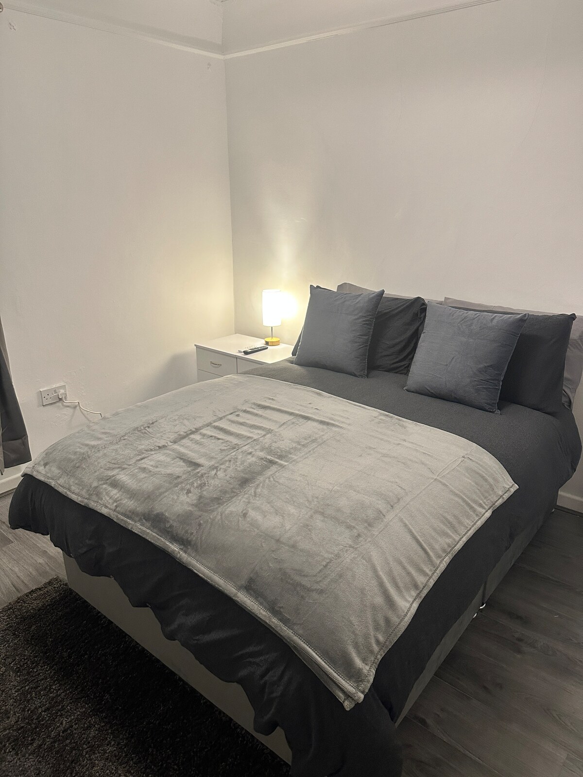 საძინებელი 1