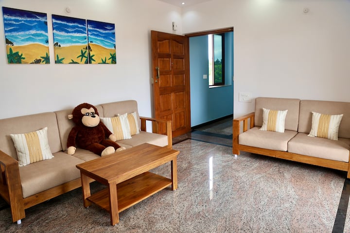Living room image 10