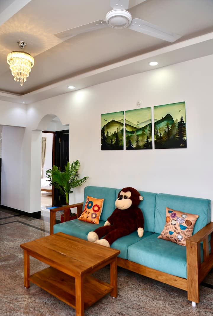 Living room image 13