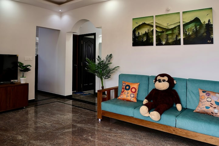 Living room image 12