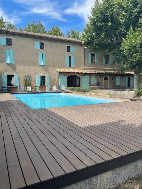 Provençal farmhouse with private pool Avignon St-Rémy