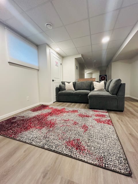 Top Airbnb: The Sterling Suite on Crestmont in Fraipont