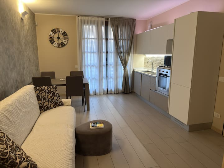 Assagoapartments – Il Gelso – Near Forum And M2 - Rozzano