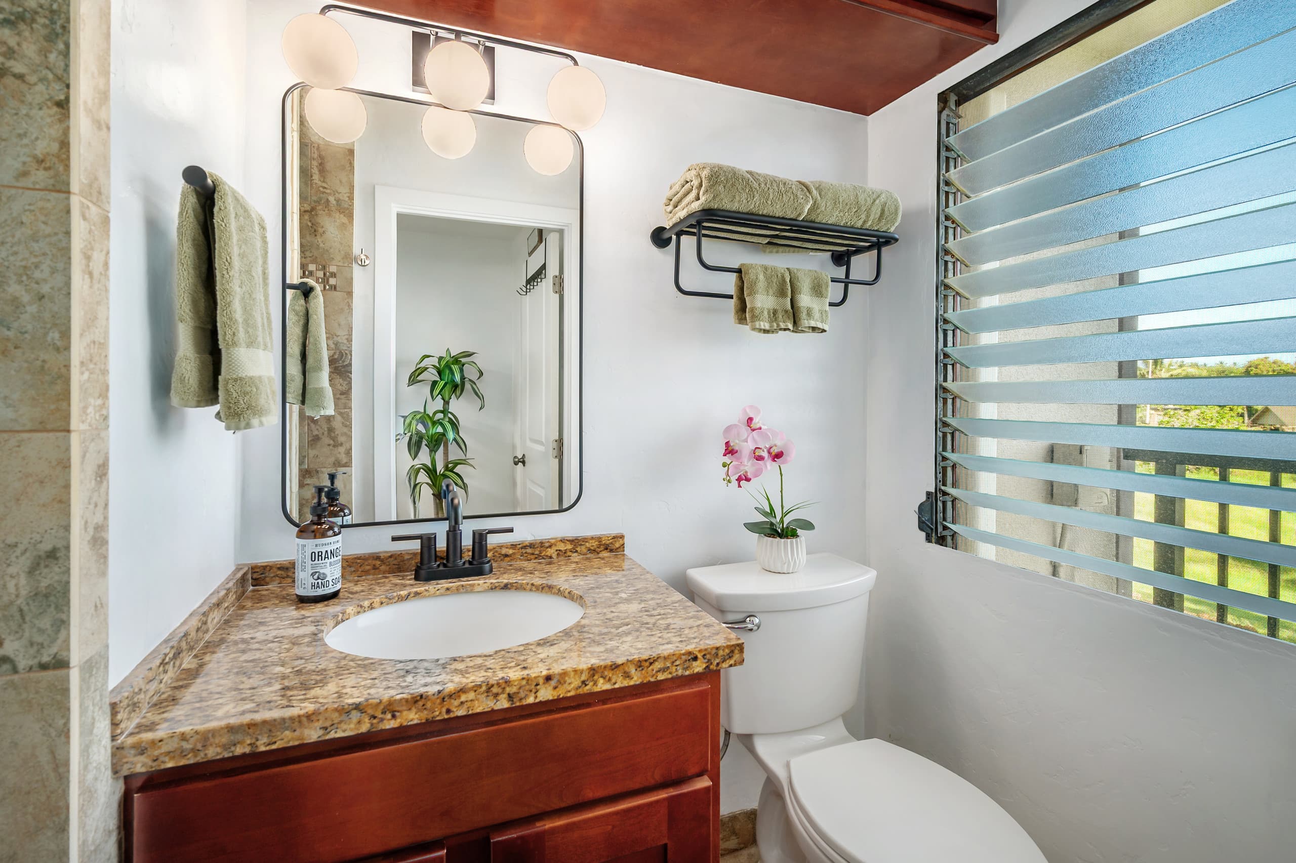 Condo in Koloa · ★4.97 · 1 bedroom · 1 bed · 1 bath - Photo 14