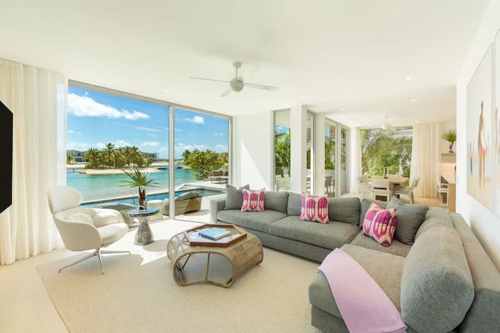 Long Bay | Beyond the Beach | Marine Adventures
