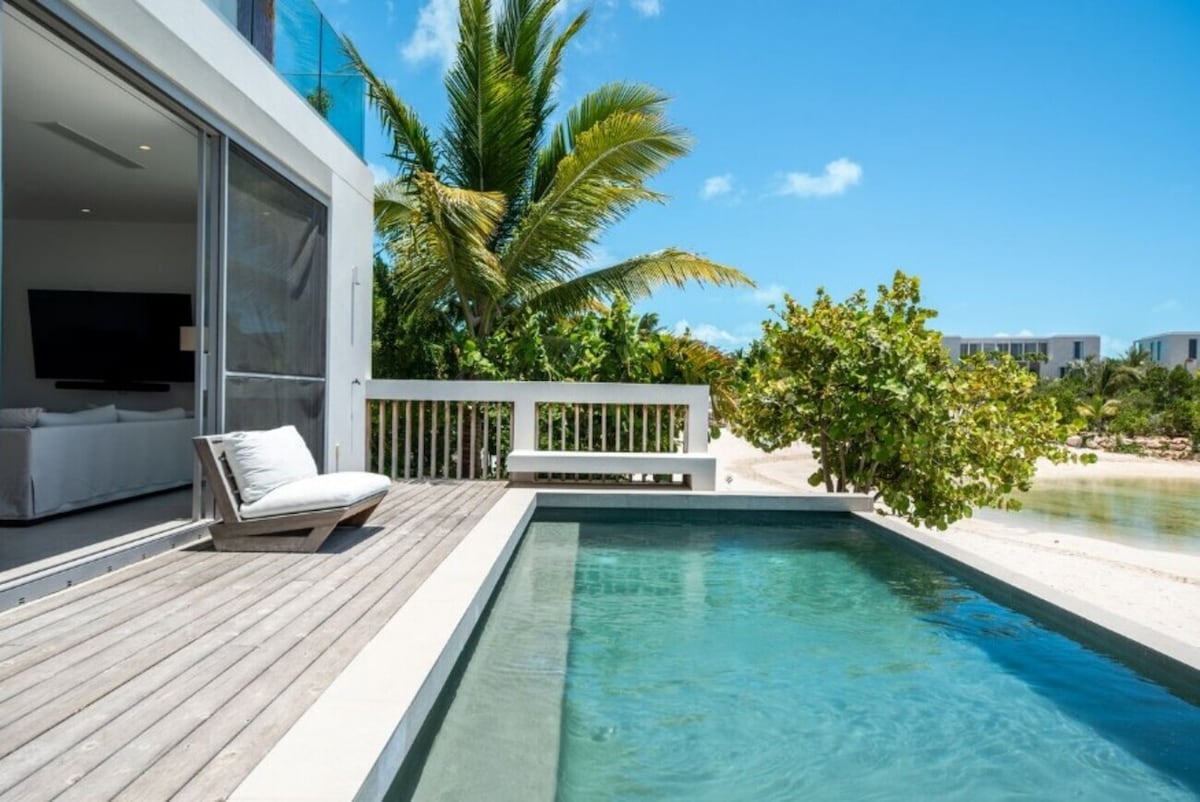 Long Bay Family Escape | Oceanfront w/Private Pool