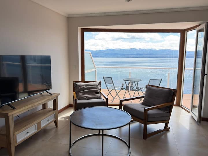 Views To The Lake Apt - Private Balcony & Parking - San Carlos de Bariloche