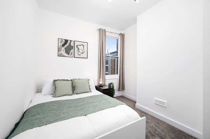 Central Ldn Base | Near Station | Walk By Thames - London