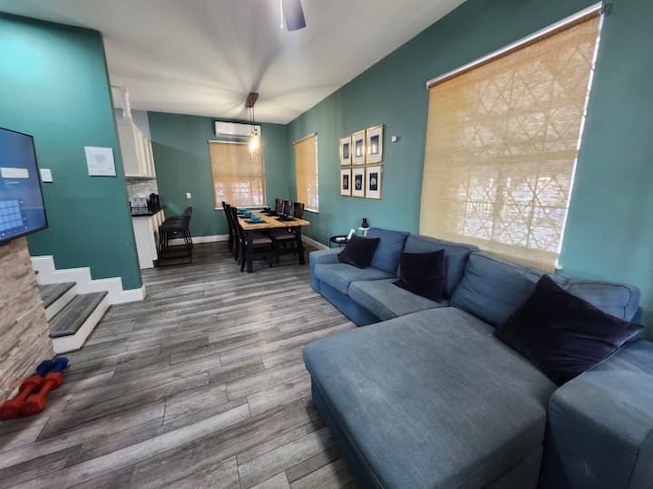 Private 4 Bed 2 Bath Home In Belize City W/ Pool - Belice