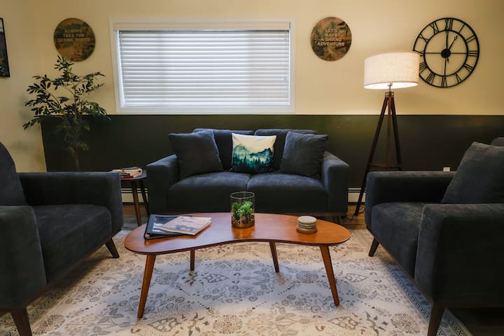 2 Beds/1 Bath Clean & Quite - 12 Min From Airport - Anchorage, AK