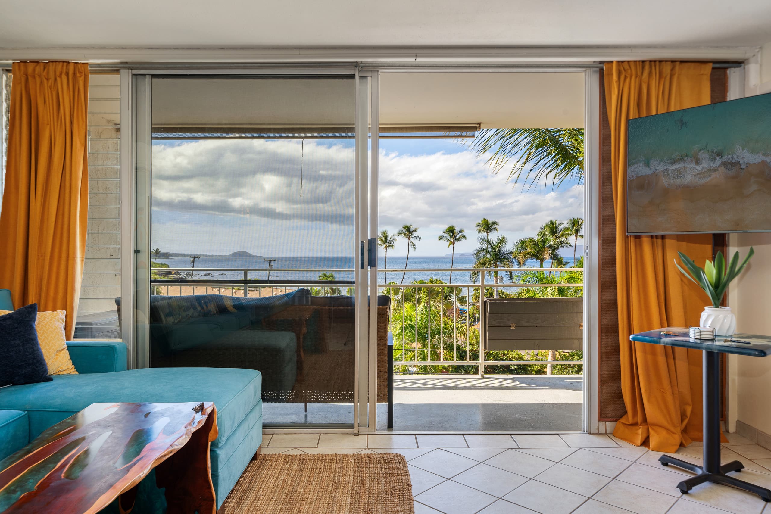 Spread Aloha: Ocean Views, Artist Inspired Oasis - Image 9