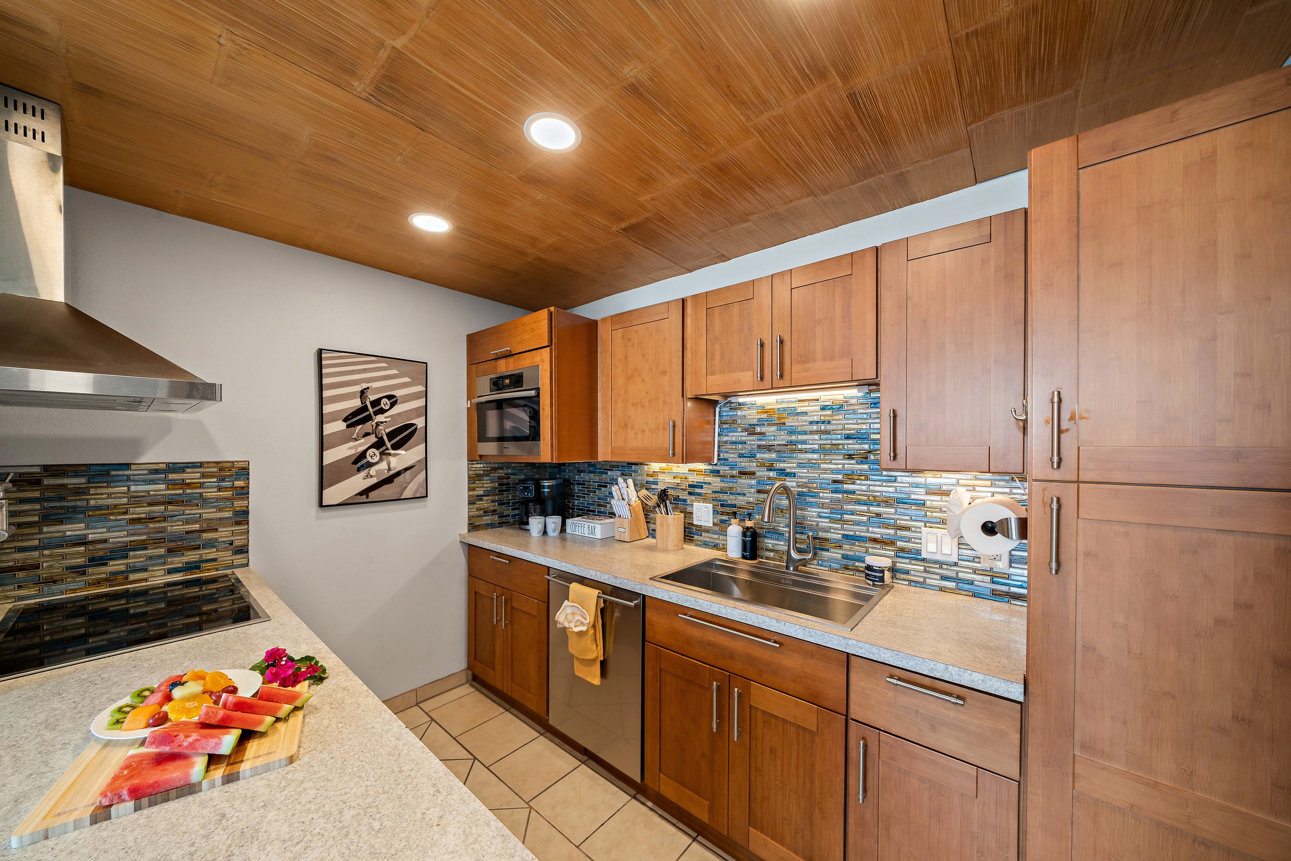 Spread Aloha: Ocean Views, Artist Inspired Oasis - Image 12