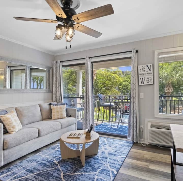Classic Coastal Condo, Oceanview Near Coligny! - Hilton Head Island, SC
