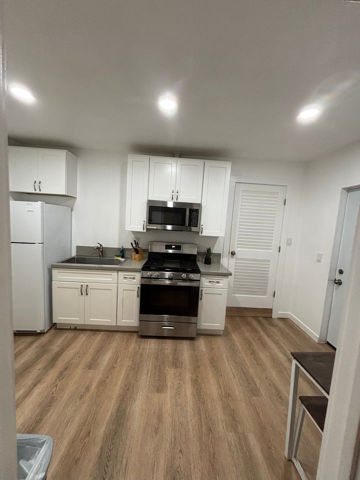 2 Bedroom Place Close To Downtown - National City, CA