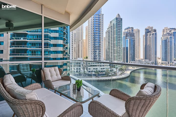 Spacious 3br W/ Canal View & Pool | Dubai Marina - Dubai Marina
