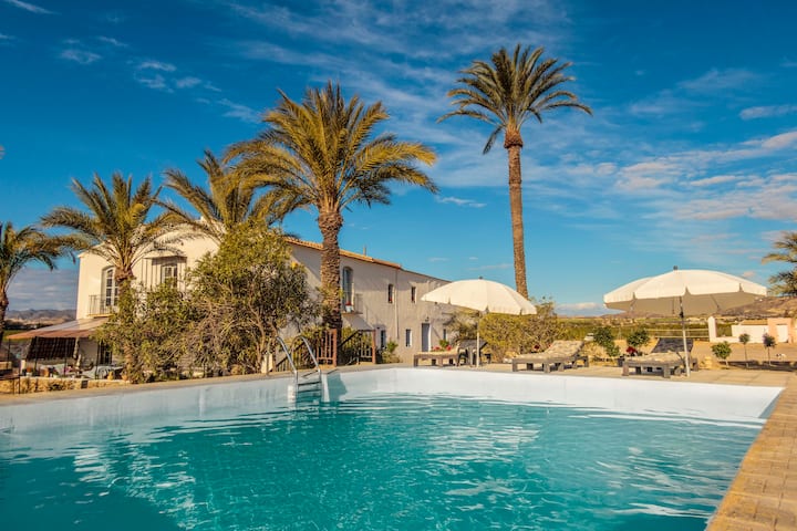 Stunning 18th Century Cortijo With 2 Pools - Vera