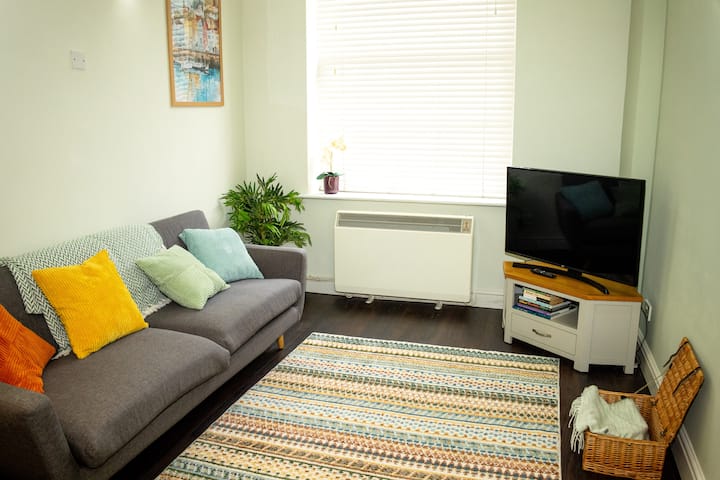 Warm And Welcoming Flat In Central Location - Bristol Airport (BRS)