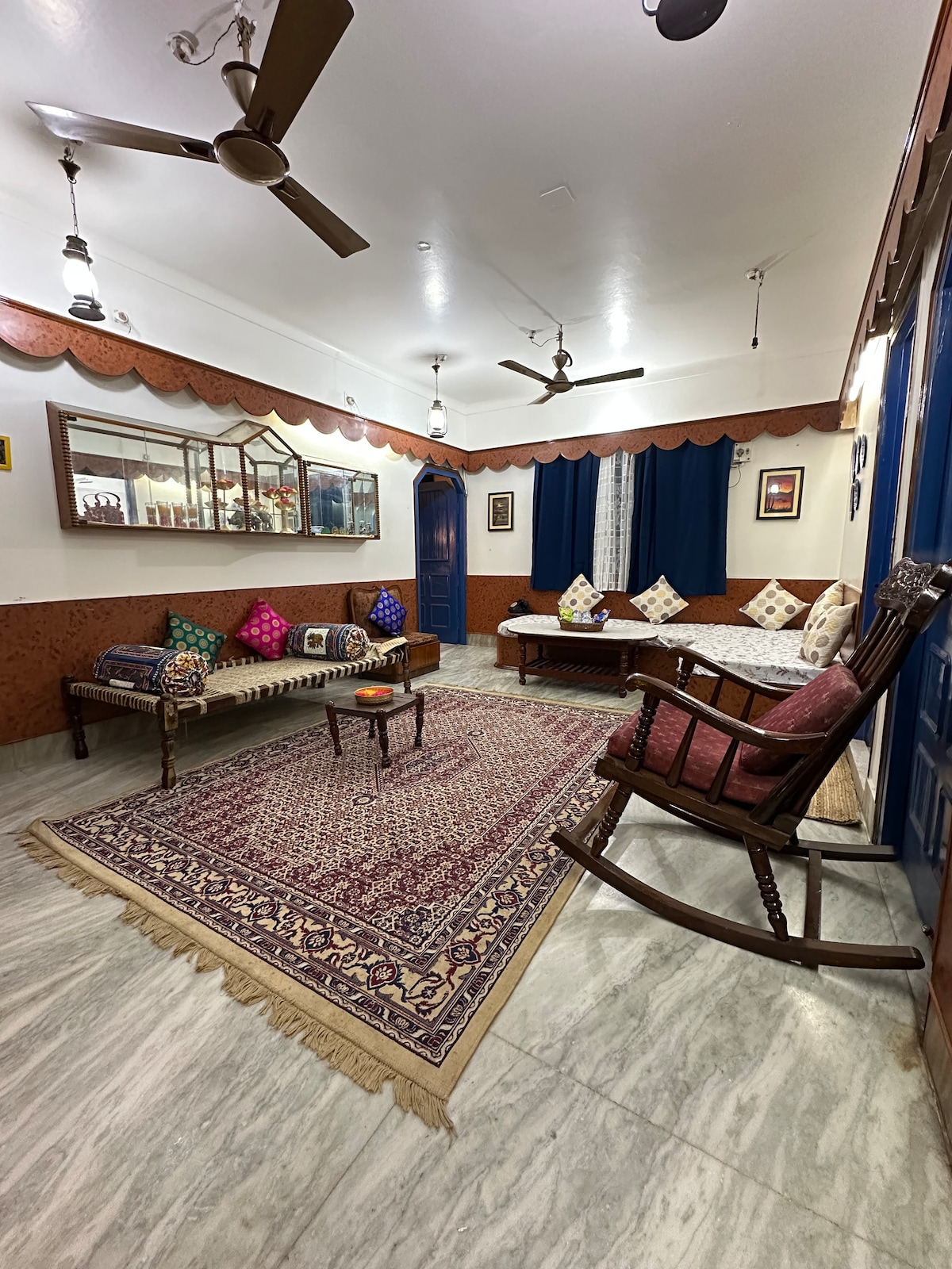 Room in Varanasi
