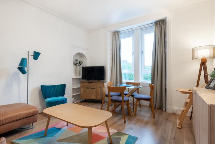Bright & Cosy Wee West End Apartment - Dundee