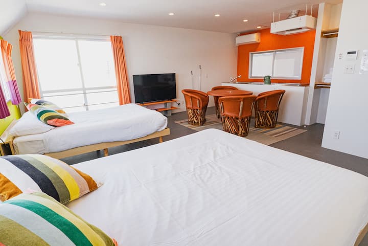 The Shore Inn アラハ - Okinawa