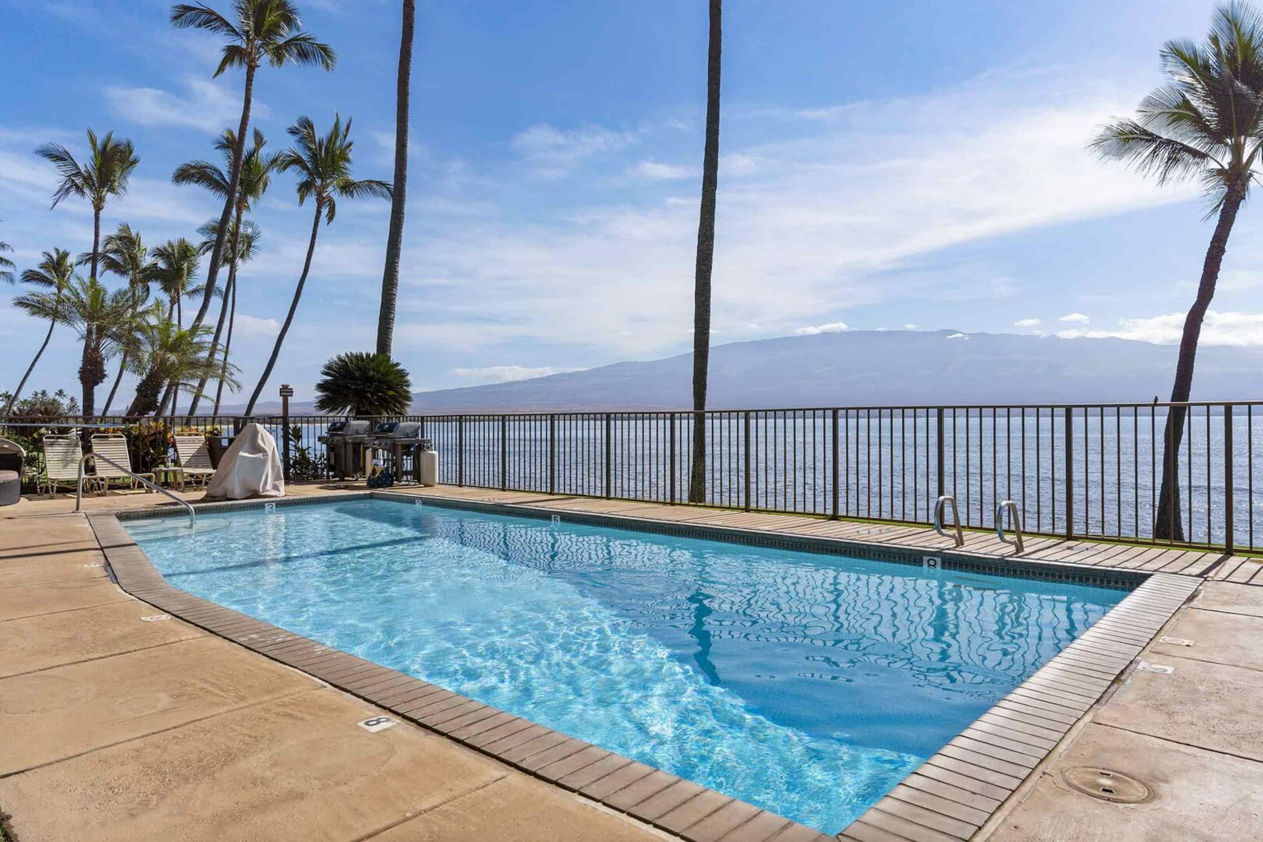 Condo in Wailuku · ★4.88 · 2 bedrooms · 4 beds · 2 baths - Image 38