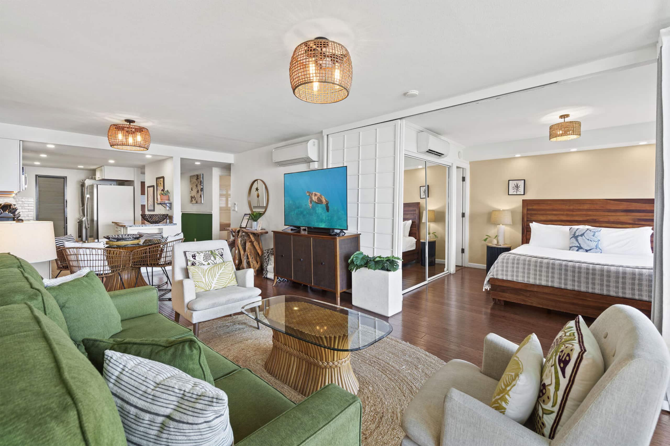 Condo in Wailuku · ★4.88 · 2 bedrooms · 4 beds · 2 baths - Image 18