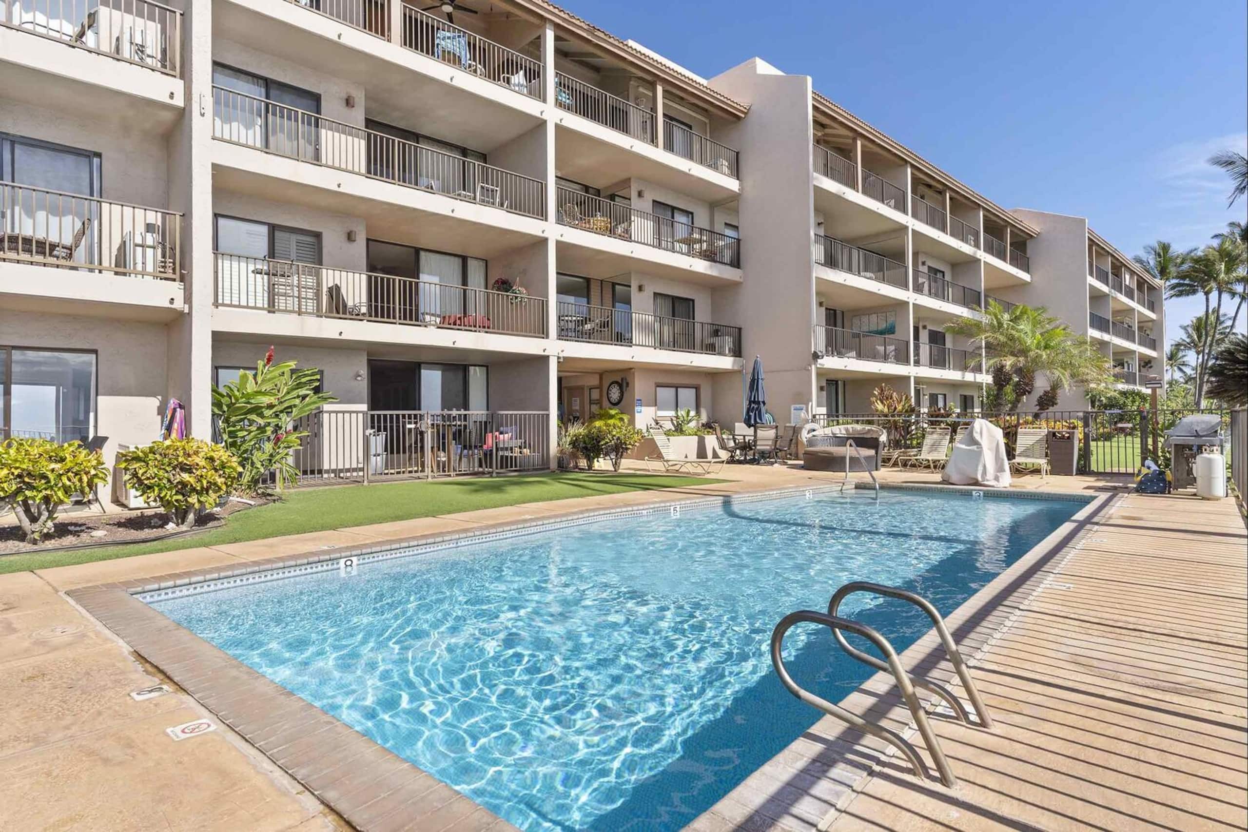 Condo in Wailuku · ★4.88 · 2 bedrooms · 4 beds · 2 baths - Image 37
