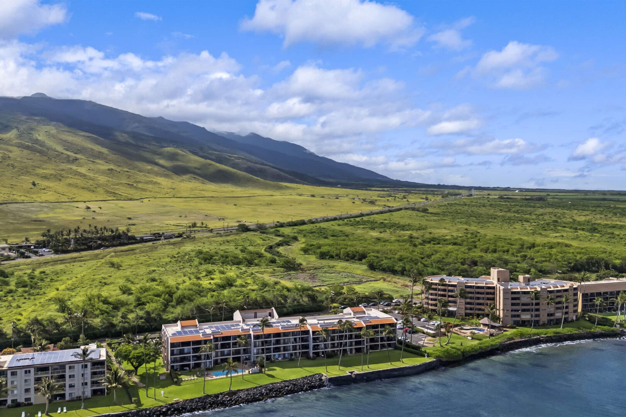 Condo in Wailuku · ★4.88 · 2 bedrooms · 4 beds · 2 baths - Image 42