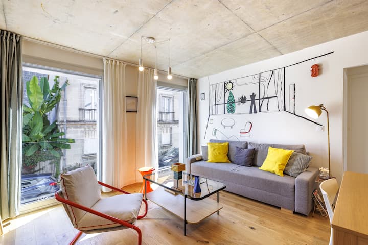 Canapé-lit可转换成2个地方。
沙发床可转换成双人床。