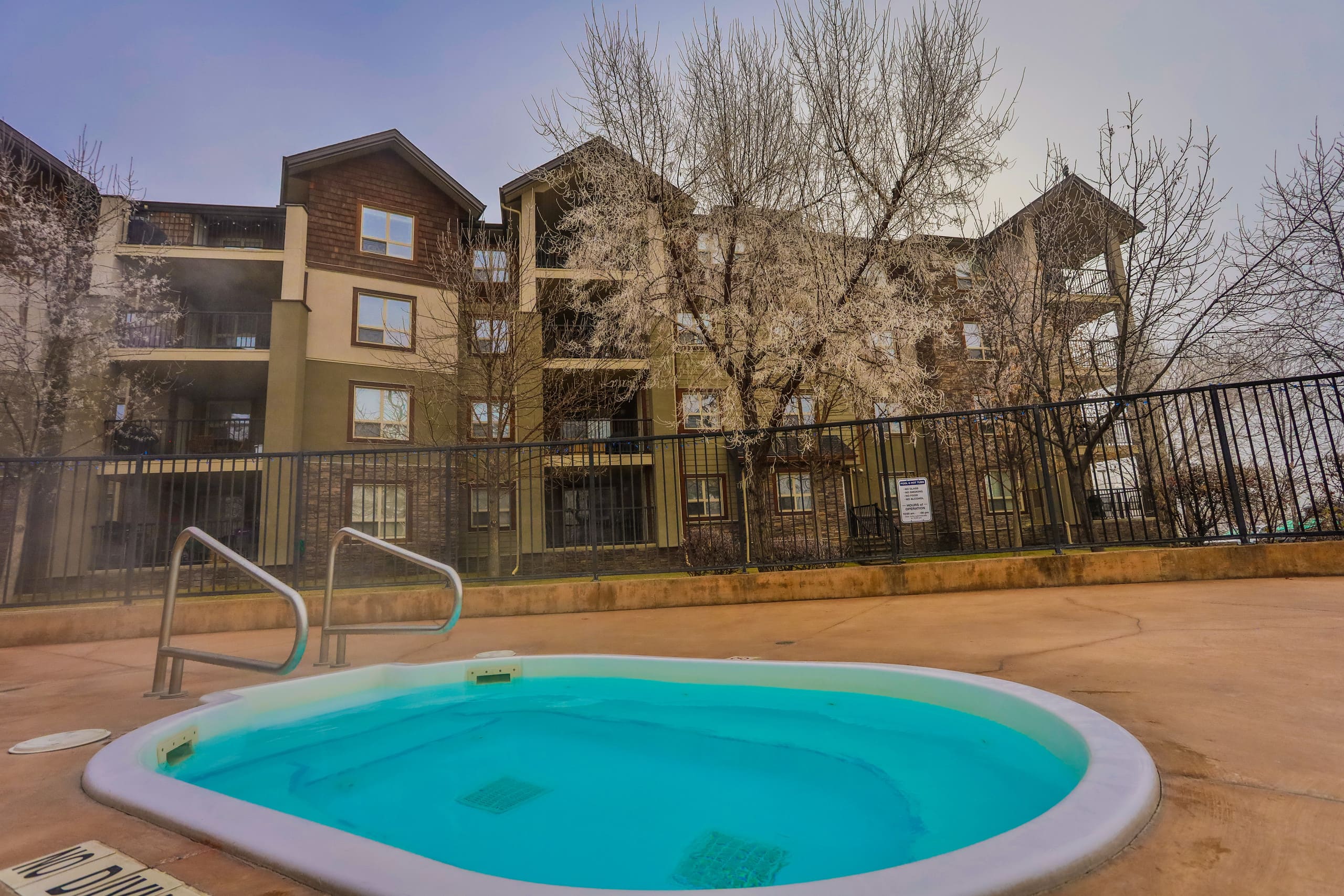 Pet-Friendly Condo at Lake Windermere Pointe - Photo 21