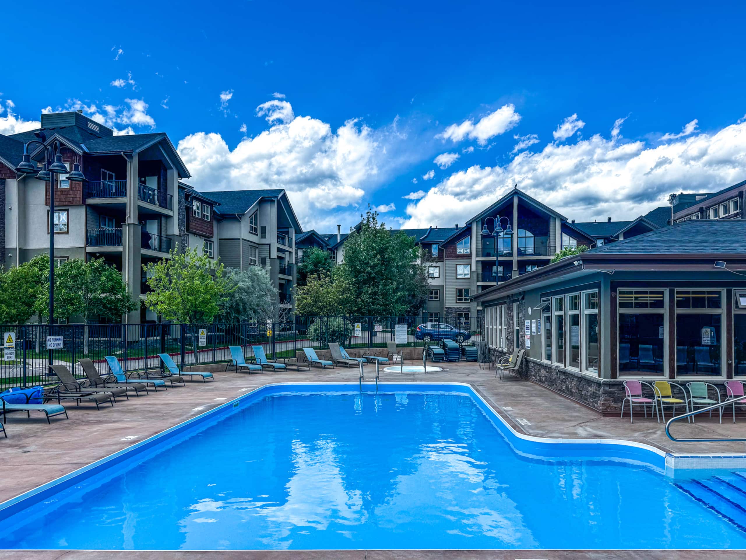 Pet-Friendly Condo at Lake Windermere Pointe - Photo 23