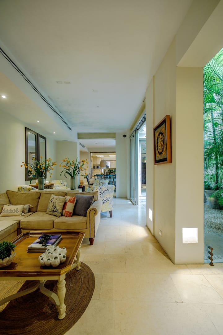 Infinity Pool Villa · Panoramic Views - Cartagena, Colombia