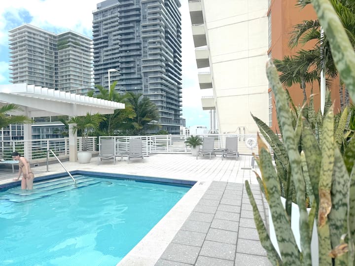 Five Star Splendid Residence-by Super Host Dennist - Miami