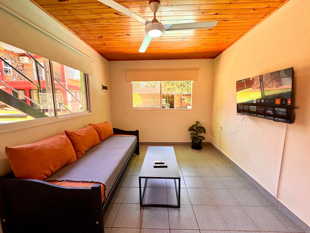 Popular Airbnb listing: Nature -D1, garden, pool, quincho and grill in Puerto Iguazú