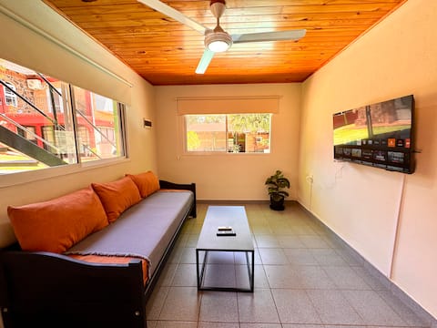 Popular Airbnb listing: Nature -D1, residential, garden and barbecue area in Departamento Iguazú