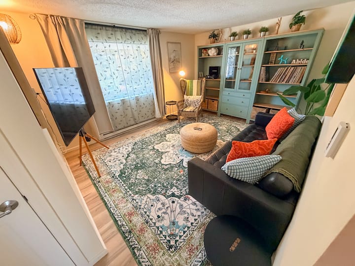 'The Blanche' - New Cozy Renovation - Concord, NH