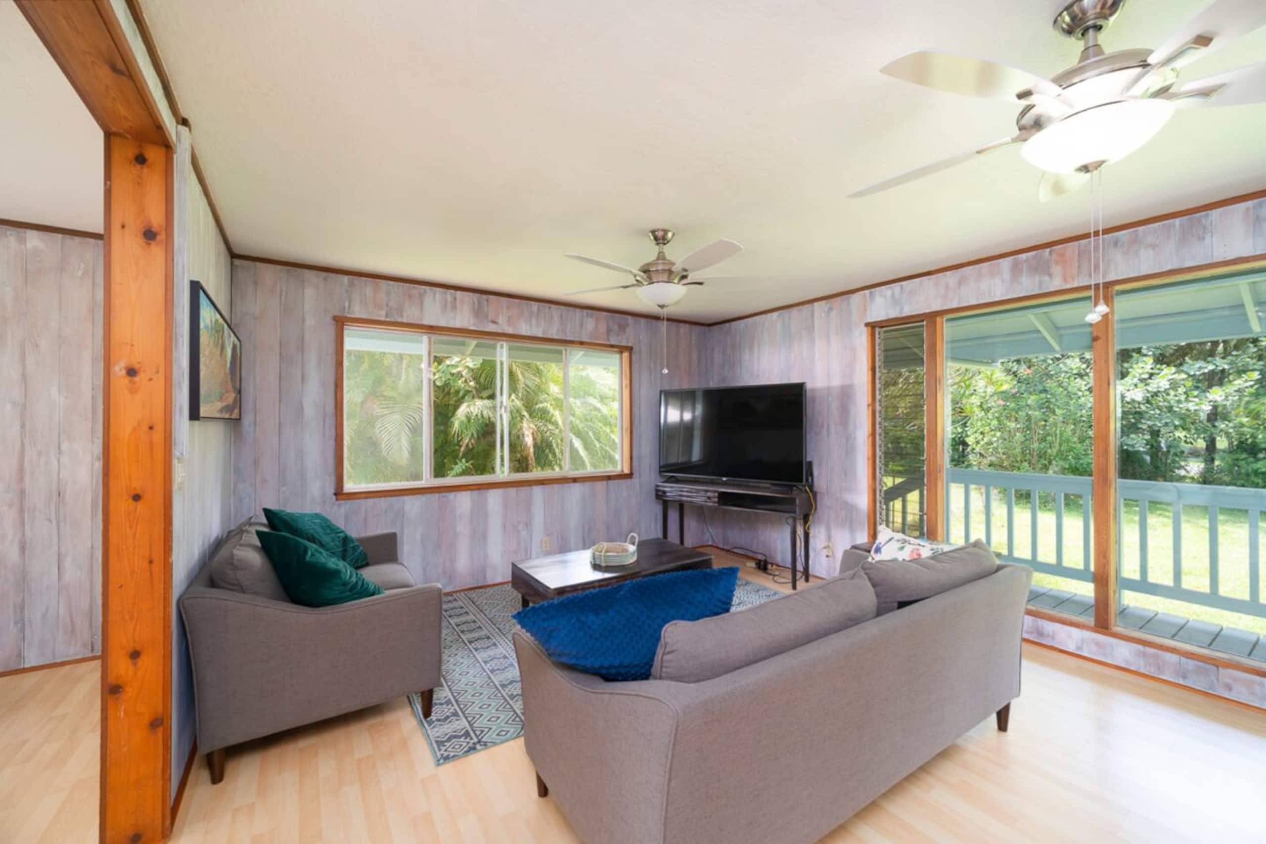 Home in Keaau · ★4.63 · 3 bedrooms · 3 beds · 2 private baths - Image 9