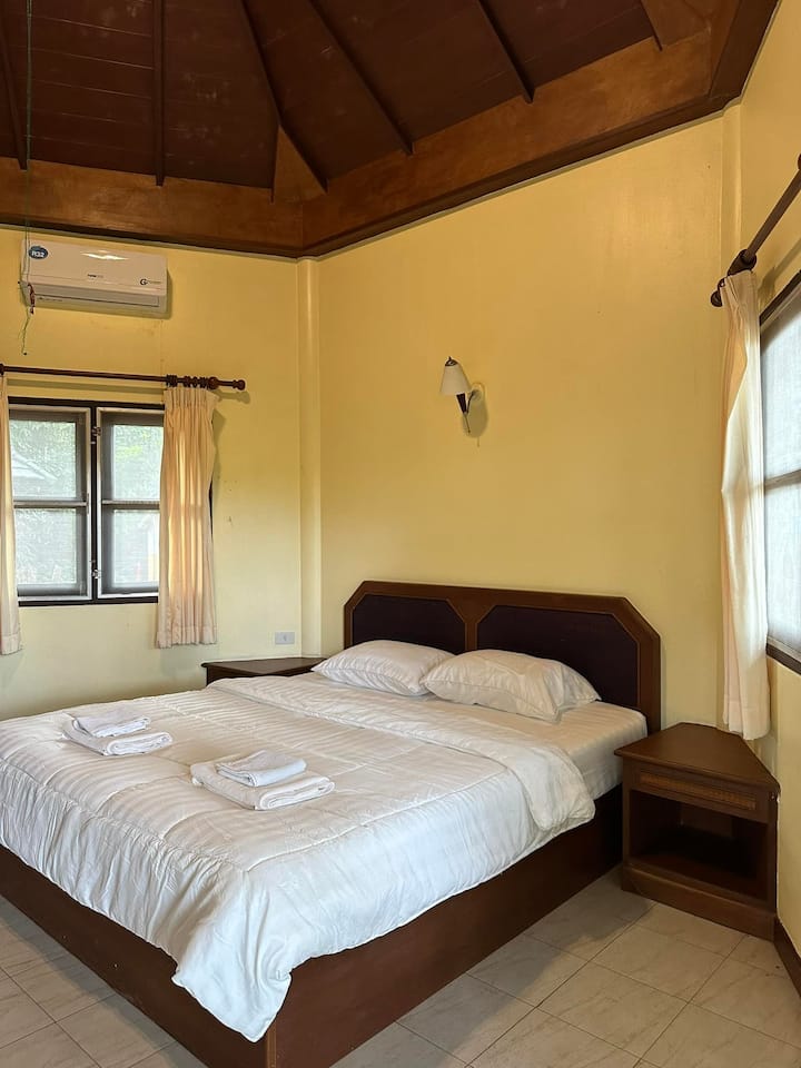 საძინებელი 1