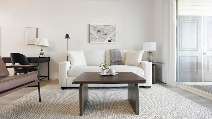 Landing | Spectacular 1bd, Gym, Pool - Denver, CO