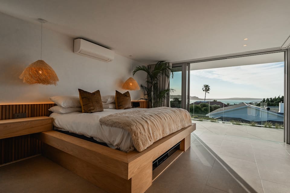 Villa Oasis, above Langebaan Lagoon, Langebaan, Western Cape, South Africa, photo 7 of 10