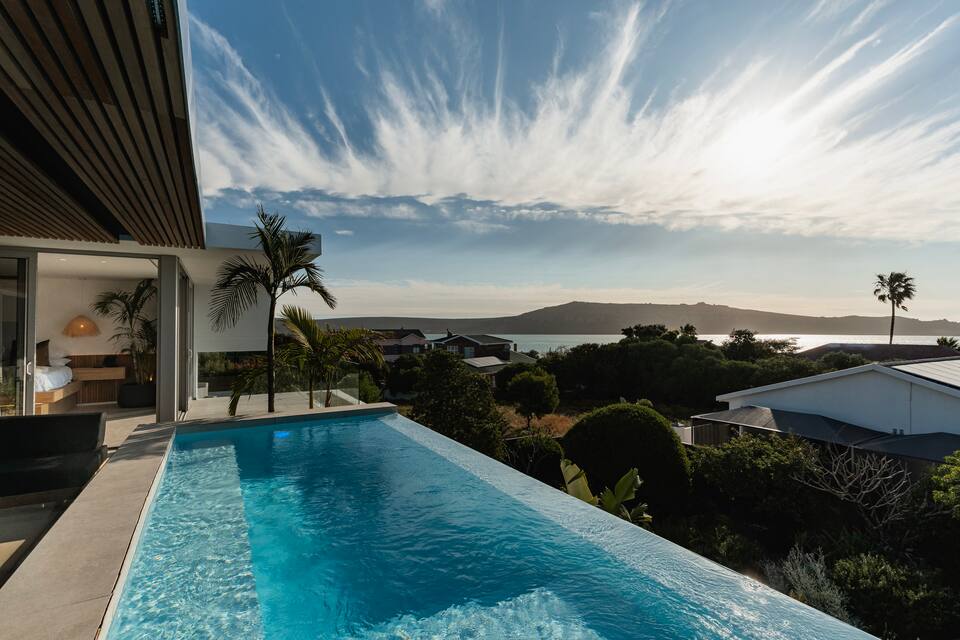 Villa Oasis, above Langebaan Lagoon, Langebaan, Western Cape, South Africa, photo 5 of 10