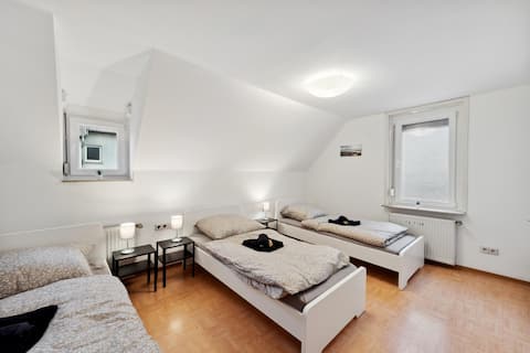 Stylish apartment by the river & city park