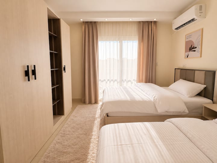 Shiny 3 BDR In Rehab City: Bedroom 2