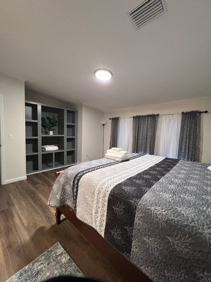 غرفة النوم 1