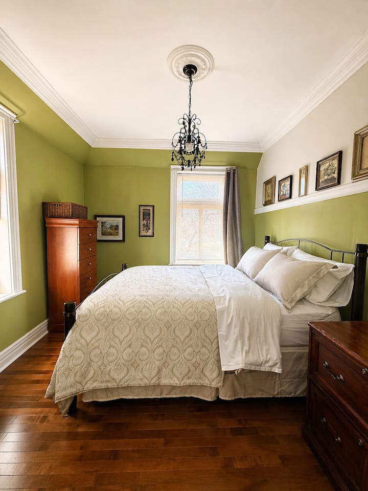 Bedroom 6