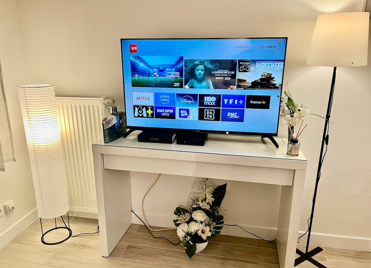 Top Airbnb: New and bright / 2 min to the station - close to Paris à Maisons Laffitte