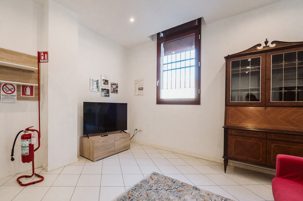 Annuncio Airbnb popolare: "Chiostro del Torrione" apartment a Ravenna