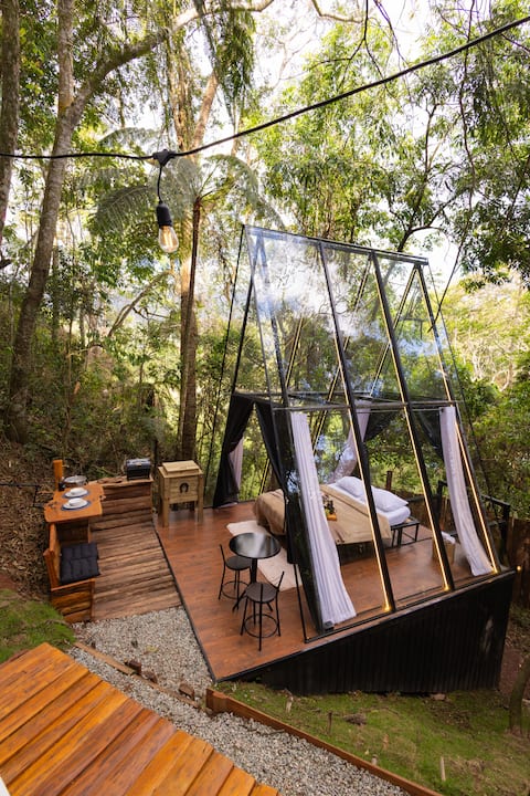 Successful Airbnb property: SkyView Cabin (Glass Cabin Village) in Mairiporã